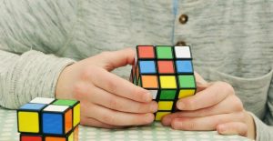 Rubiks kub i många varianter